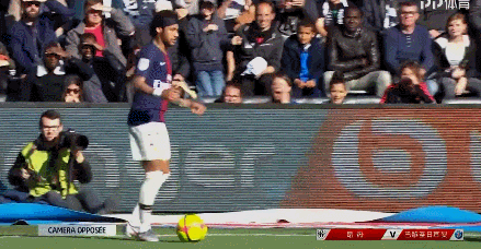 养伤近1年后复出？阿莫林：若马丁内斯进替补席，随时可登场