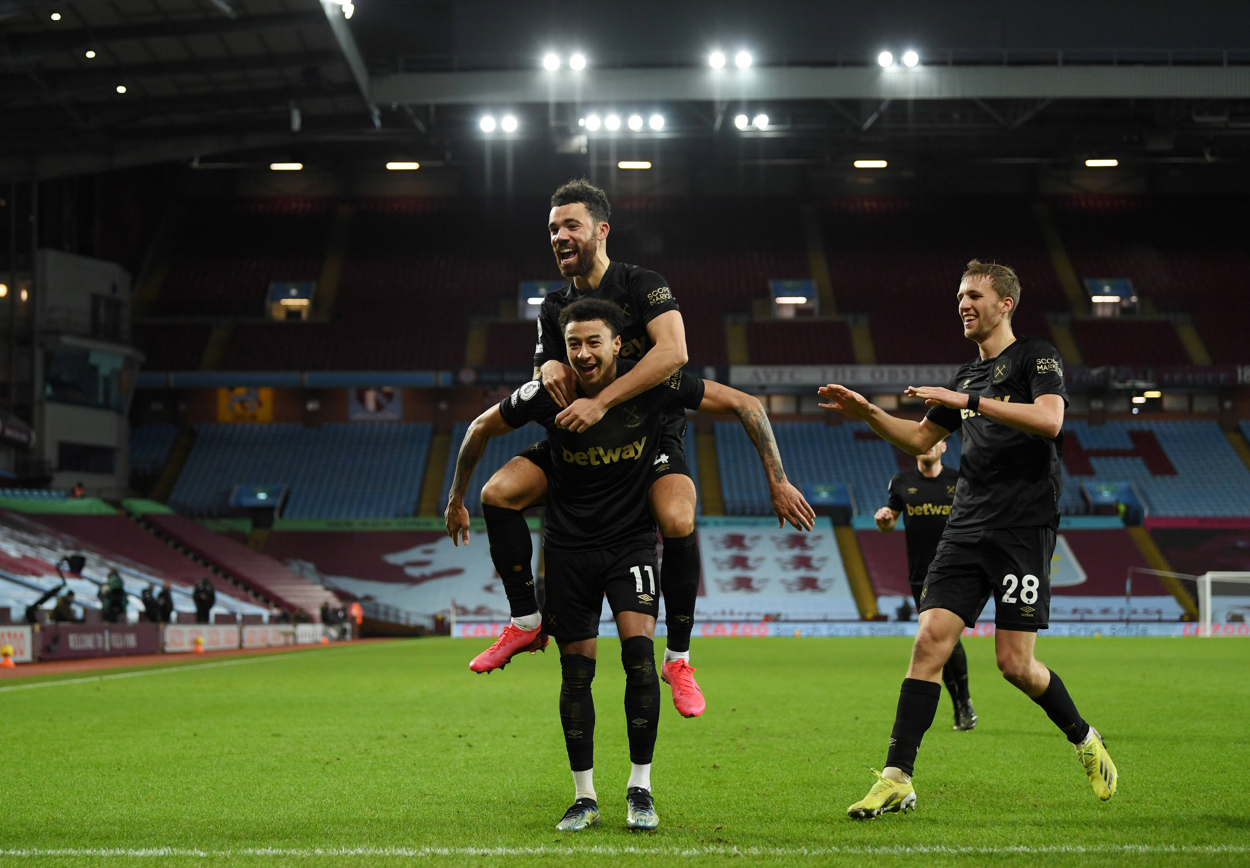 辽宁外线火力全开