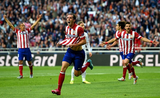 罗马诺：莱比锡和切尔西谈西蒙斯时问价乔治，两人交易不挂钩