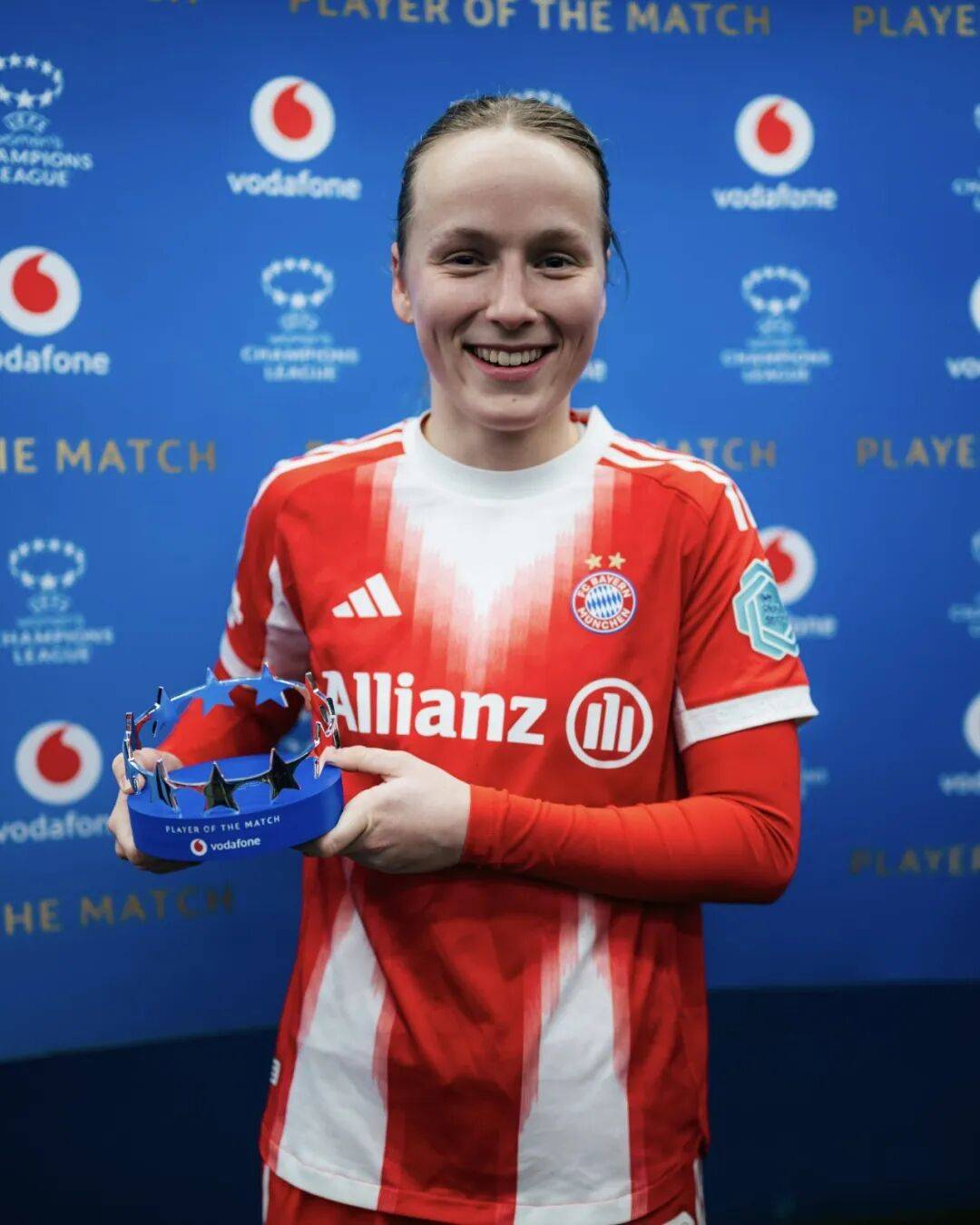 官方：西汉姆联免签原纽卡前锋威尔逊，双方签约1年