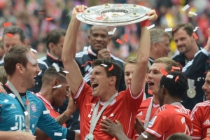 米兰老照片展示埃瓦尼风采