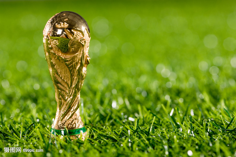 孔帕尼：我们必须承认阿森纳踢得更好；任何球队都会输球