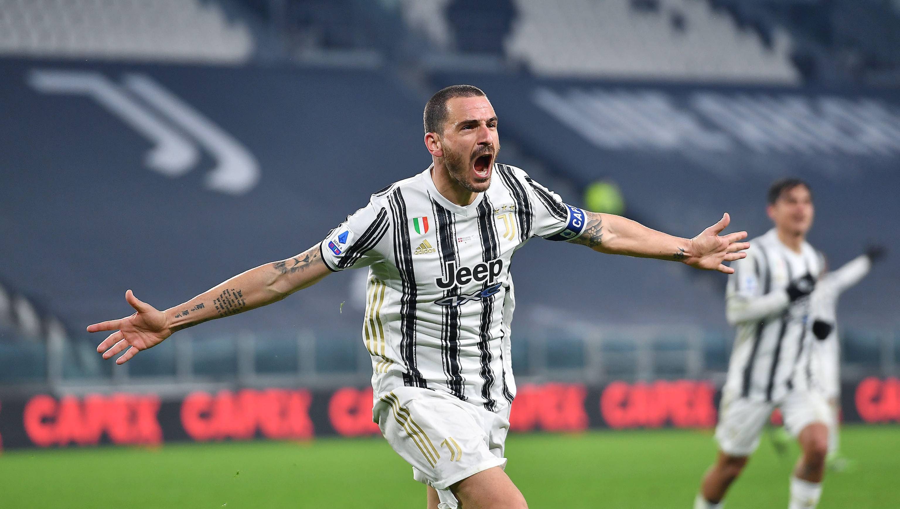 卡拉格：维尔茨倒地够不上点球，但国米球员拉拽球衣留下把柄