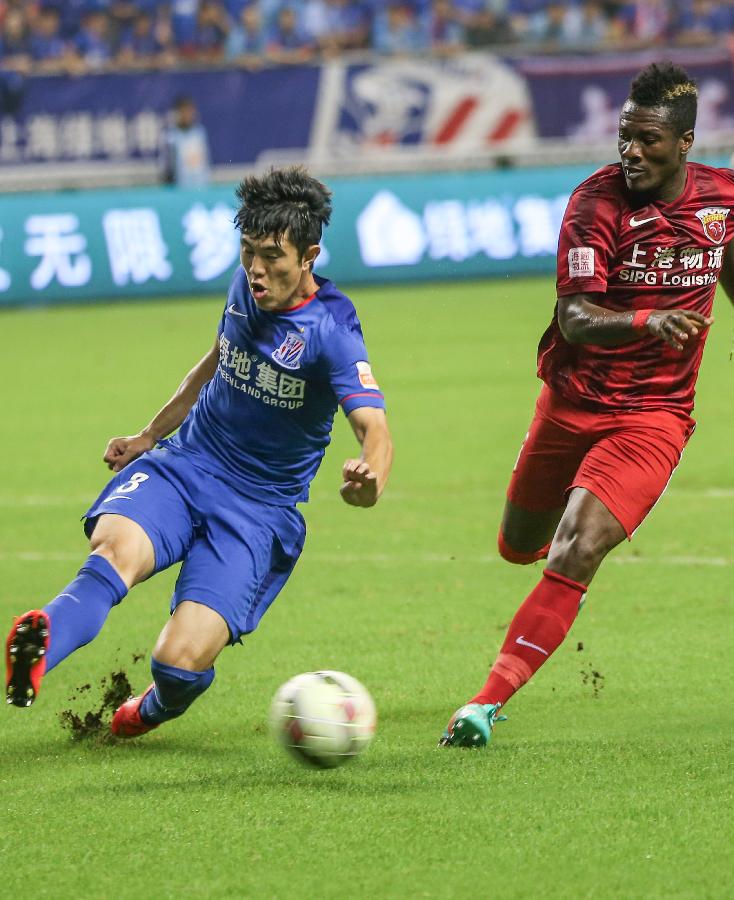 世体：阿隆索回归获利物浦球迷热烈欢迎，阿诺德却遭嘘声相待